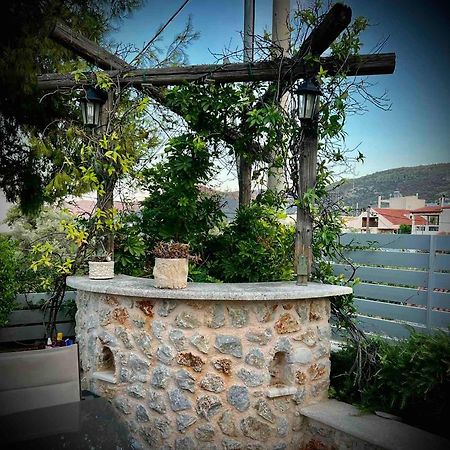 Ένας Ευχάριστος Χώρος Με Πισίνα Vila Pórto Ráfti Exterior foto